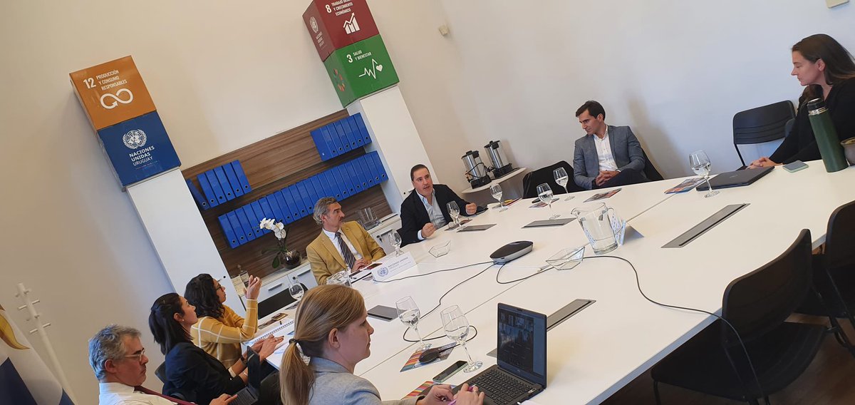 PabloRuizHiebra's tweet image. Hoy presentamos un balance del 2021 a socios del sector privado. Conversamos sobre asuntos de interés común: modelo de producción sostenible, finanzas sostenibles, igualdad de género, el futuro de Uruguay @PactoglobalUY @Uniondeexport @ONUUruguay