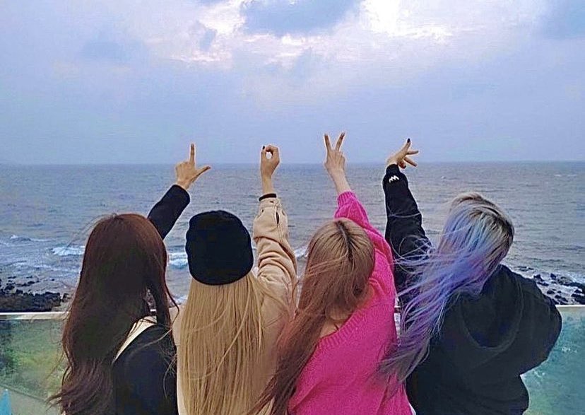 bltarchive's tweet image. [LUNARSOLAR] #ThankYouLunarSolar