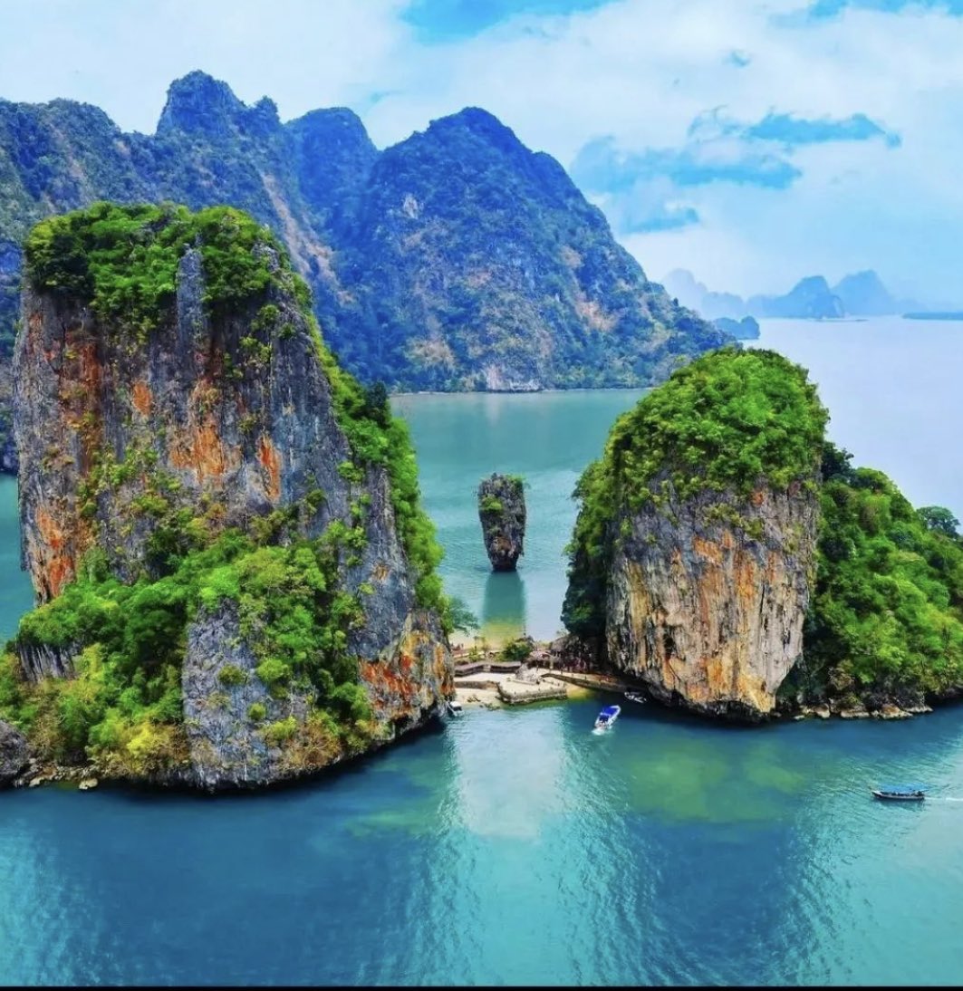 AnyRelaxMusic's tweet photo. Would you like to be THERE right now? 😱💚 #lovenature #nature撮影会 #Thailand #vacationmode #IslandLife #NaturePhotography #naturelovers #NaturePositive https://t.co/IF9aT5WcFc