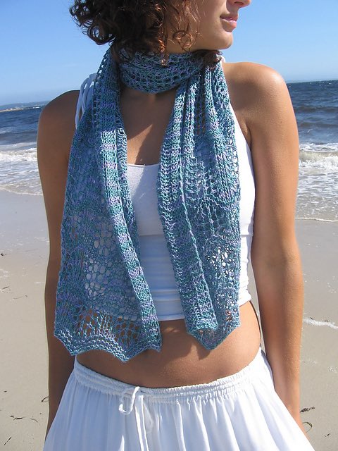 ilga_leja's tweet photo. Summer must be on its way! Waves of Lace was my most popular pattern last week. A lace shell worked in Hand Maiden Flaxen with a matching scarf, two patterns in one. https://t.co/UjpLhBXVsb #wavesoflaceshell #wavesoflacevest #beachcollection #laceknitting #shellknitting https://t.co/KSPUrxCYyb