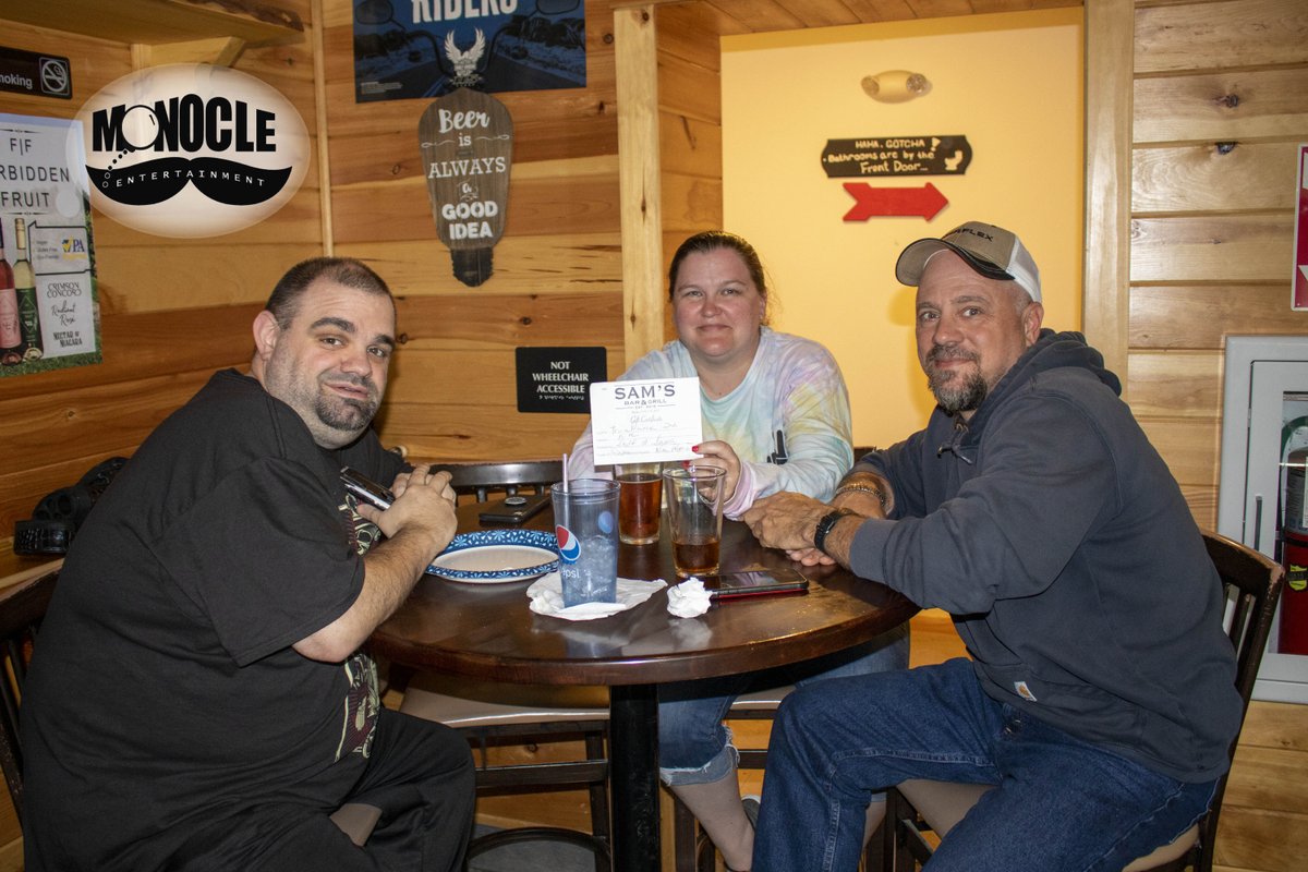 MonocleEnt's tweet photo. I'm back at Sam's Bar &amp; Grill tonight for Trivia Kings, Yuengs &amp; Wings night starting at 7! Last week, "Let's Go Brandon" took the crown and "4 Balls and a Lady" took 2nd, winning them both gift certificates! I'll see you for another game tonight! #monocletrivia https://t.co/MHWfWGCsaG