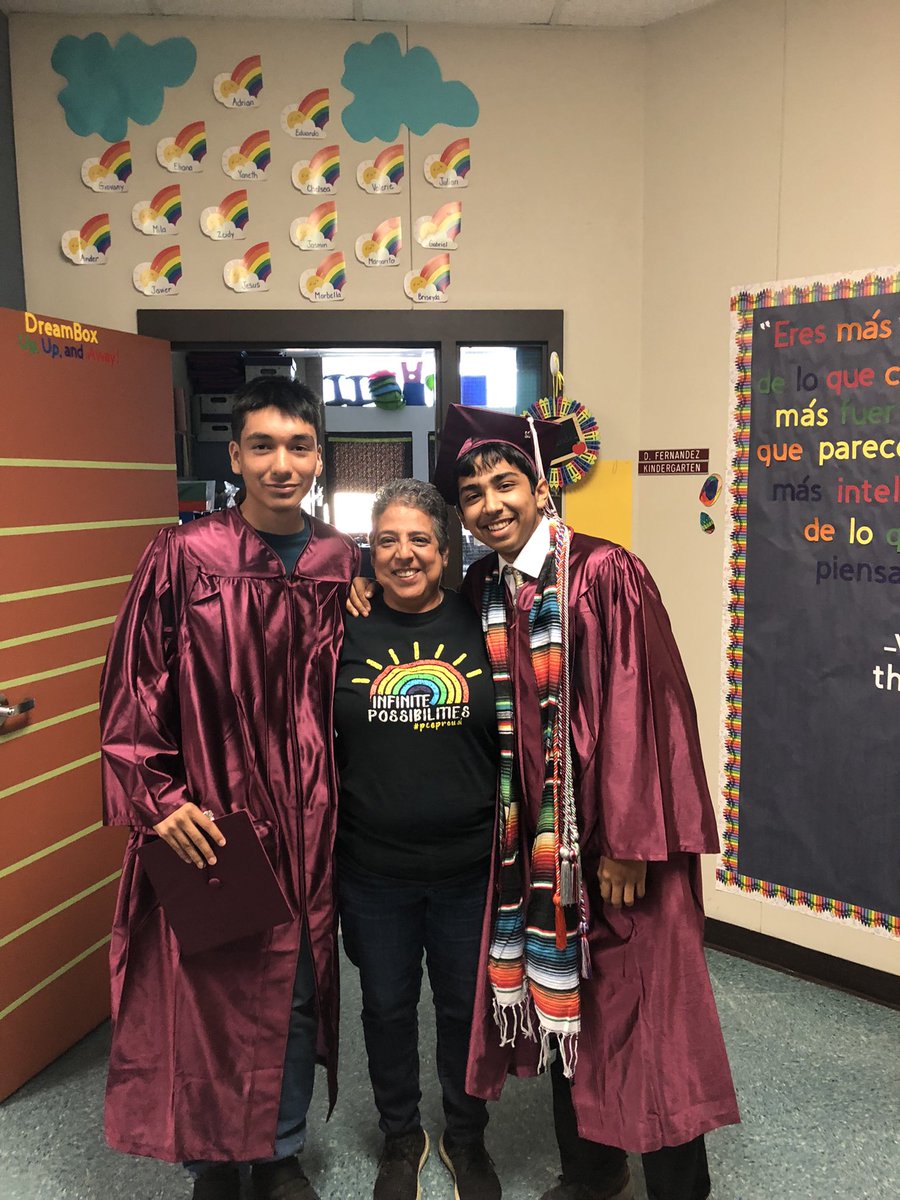 DebsPCE's tweet photo. When you have past students who are 2022 Seniors stop and say “I did it!” and the other “I’m joining the Air Force!” makes my Teacher heart so proud to know that I touched their young lives in a small but impactful way early in their education! #proudteacher #Seniors2022 https://t.co/Oh3WUyxd9Q