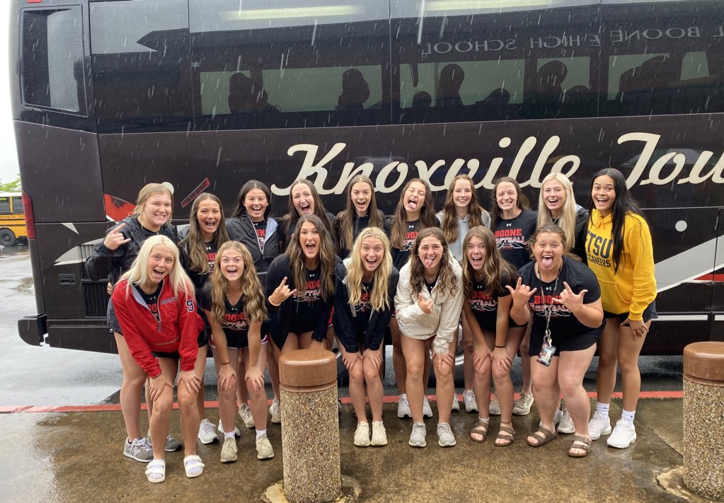 BooneSoftball22's tweet photo. They are off to the Boro!!! Bring it home girls!!! https://t.co/Z2EvUskKuY