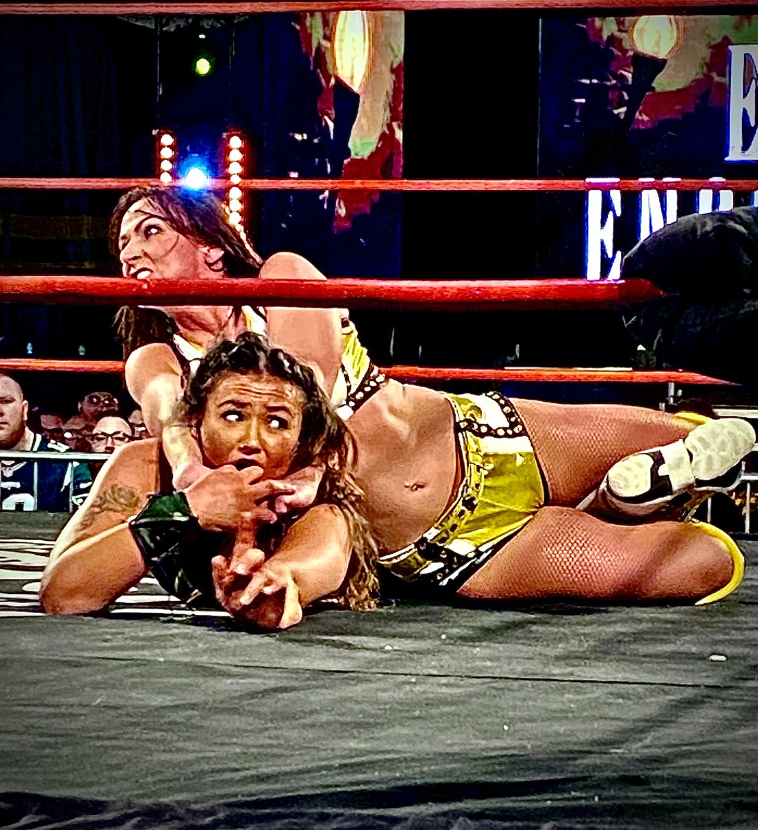 MickeyCockles's tweet photo. @HailWindsor #EpicEncounter @RevProUK https://t.co/eRi8TpGeSl