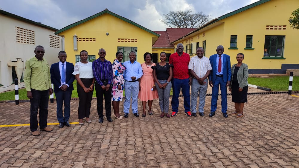 Today, teams frm <a href="/narouganda/">NARO Uganda</a>, <a href="/MAAIF_Uganda/">MAAIF 🇺🇬</a>, USTA, Feed the Future, deliberated on harmonising seed tracking n' traceability initiatives  to avoid duplication n' improve access to quality seed. Watch ths space <a href="/issd_uganda/">ISSD Uganda</a> <a href="/KugonzaJane/">Jane Kugonza</a> <a href="/ElongTina/">Christine Elong</a> <a href="/naroholdings/">NARO HOLDINGS LIMITED</a> <a href="/BulindiZ/">Bulindi ZARDI</a> <a href="/MUTACRIS/">Chris Muwanika</a>