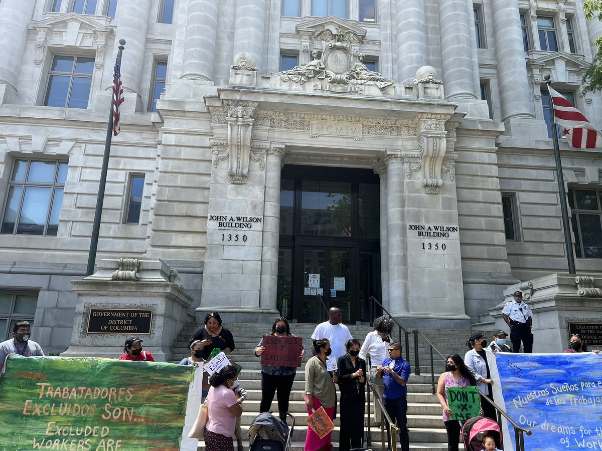 BethG_DC's tweet photo. @MurielBowser left excluded workers out of the budget 100% this year. DC’s excluded workers are demanding just a fraction of the pandemic relief that everyone else received #dontexcludeme https://t.co/gGHUdaxixc