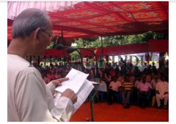 SitaramYechury's tweet photo. Comrade Shivaji Patnaik Lal Salaam ✊🏾
Former member of CPI(M) Central Committee, Secretary of Orissa state committee, Member of Lok Sabha and leader of working people departed today. 
Deepest condolences to his family &amp; comrades.
https://t.co/PUmsqdoOAK https://t.co/0Z0lufK7sO