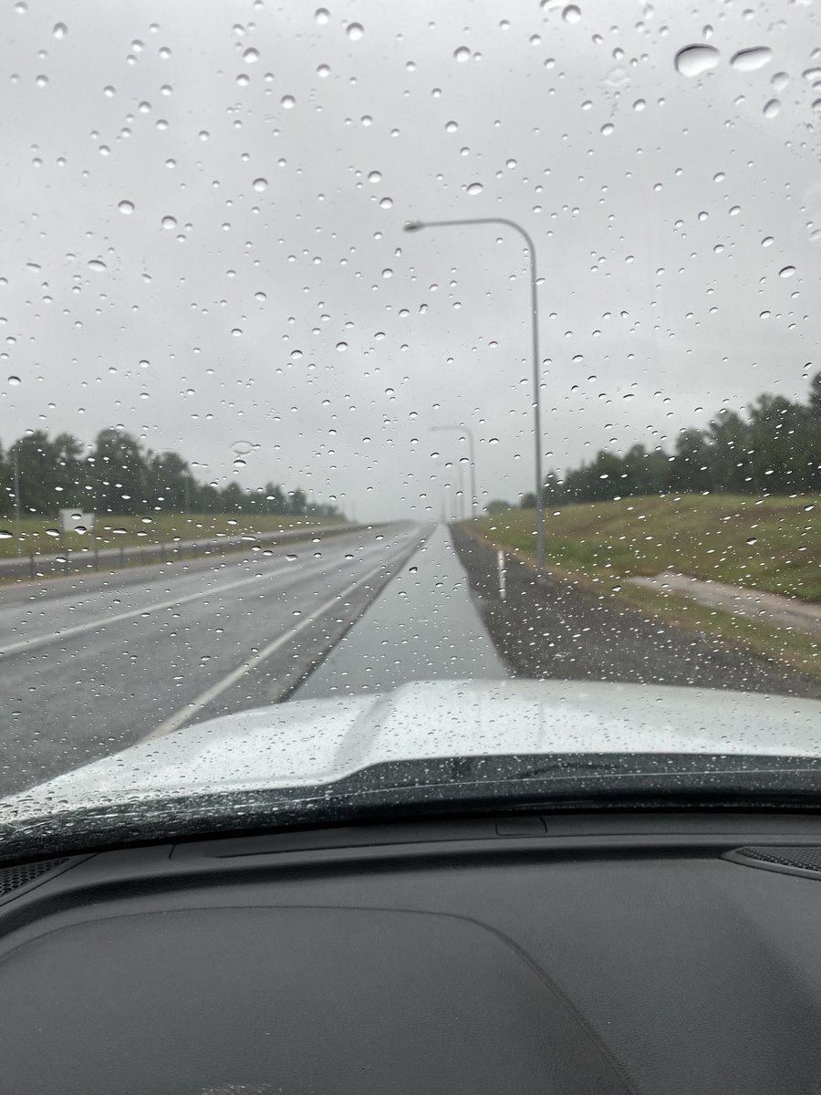 SuzieQuackers2's tweet photo. #StaySafeInWorkZones #RainyDayInOk https://t.co/FiF2IjUAFz