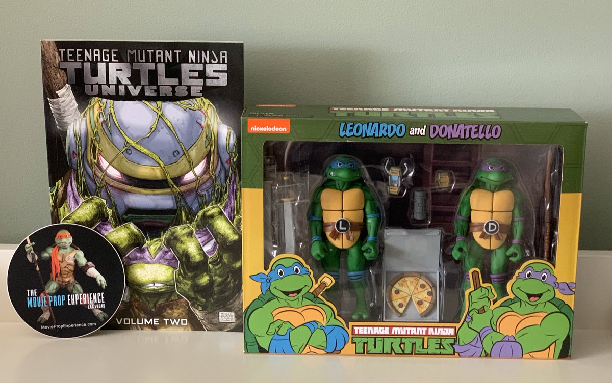 evilekim33's tweet image. It’s #WorldTurtleDay Let’s Shellebrate with a giveaway! *US Only🇺🇸🐢Like, Retweet, and Comment with a pic of your TMNT Collectibles. Winner will receive a @NECA_TOYS Leo&amp;amp;Don set, IDW Trade, and a Mikey prop sticker! Thanks to @Gturnbaugh3 dedicated to @dadvssoncollect #TMNT