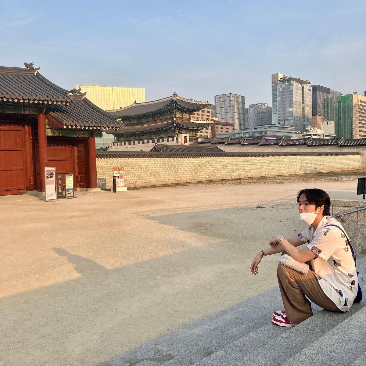 เบ้น มองใคร