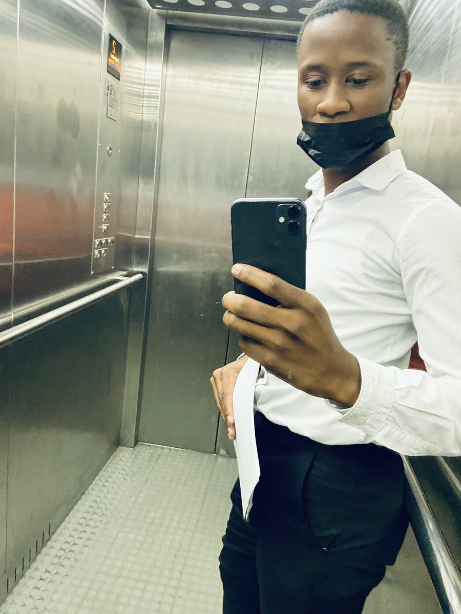 mxo_xoko's tweet photo. Last errand of the day Regional Court👨‍💼🧑‍💼 bad hair day however we keep pushing https://t.co/4jxmfEhhAy