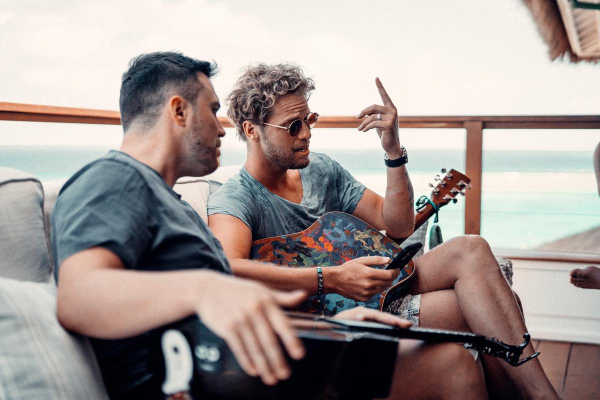 Songwriting and Jamming with buddies - one of the best feelings in the world. Being present in the moment and giving something all your attention and focus can enable great things to happen. I hope you enjoy the upcoming EP, coming out tonight at midnight on all platforms🌊💫