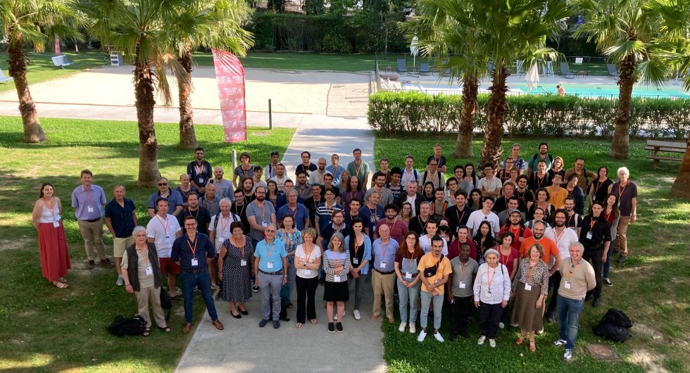 Clap de fin pour le colloque scientifique du #PNST 2022 ! Quel bonheur de retrouver la communauté solaire française sans écrans interposés, et surtout sous le soleil éclatant de #Marseille ! Un grand merci au comité pour cette organisation exemplaire ! 🌞🌞🌞 #sun #solarphysics