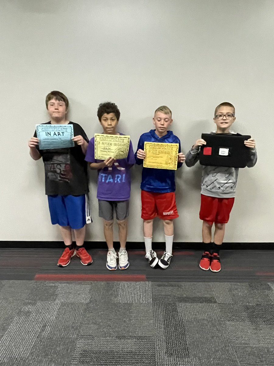 JPierce5th's tweet photo. Congratulations to all our award winners!! @CPElem https://t.co/mSWlfM8Kjk