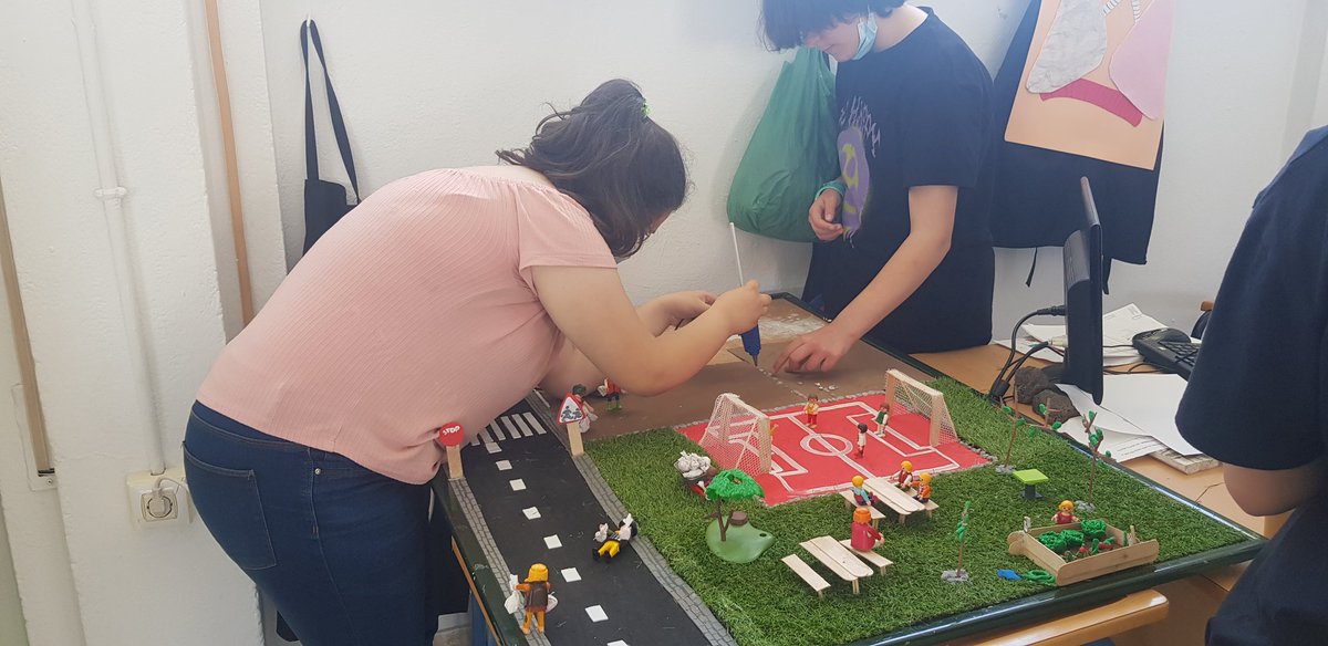 sgljimena's tweet photo. RETOTECH 2022
Un adelanto de la maqueta del proyecto que @coledejimena presentarán el día 31 de mayo en el Festival Final que se celebrará en Málaga.¡¡¡ Buen trabajo de EQUIPO !!! ¡¡ Todos SUMAMOS !!!
@RetoTech @FundacionEndesa https://t.co/Y0M1aoa0Bk