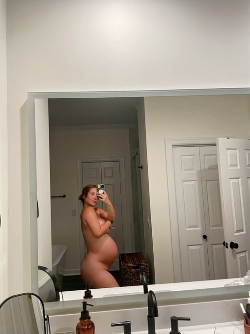 I am woman. https://t.co/eD8pJfXMzY