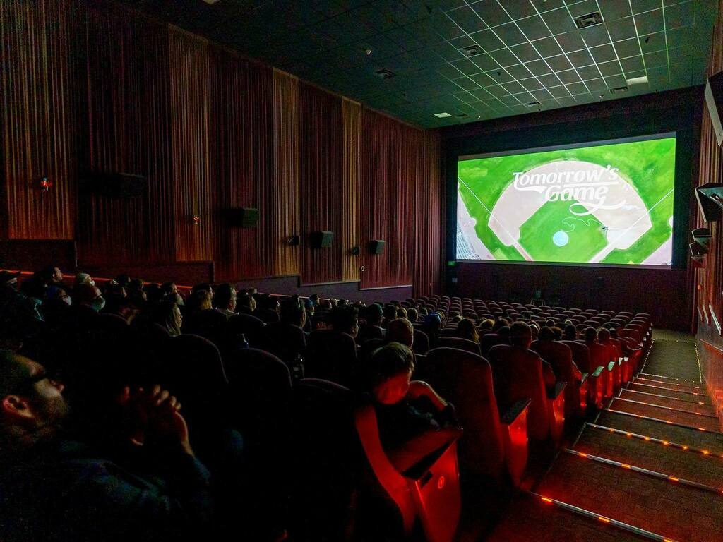 kbpcaptures's tweet photo. Talk about some #mondaymotivation, I got to watch and document @streetsaheadpro’s screening and Q&amp;A for their debut film in LA 🎥🎬🍿

I was also lucky enough to help be a part of creating it and, being a fly on the wall during the creation process, it … https://t.co/fZHSjQSZmD https://t.co/aBzCkqtzbp