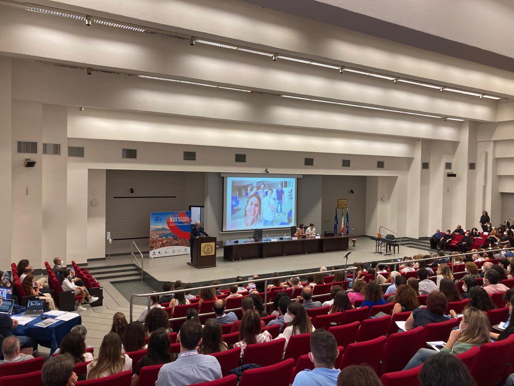 SiicaI's tweet photo. The Opening Ceremony officially starts the #SIICA2022 National #Congress in #Naples
@SiicaI @EFIS_Immunology 
#immunology #science https://t.co/pwlVgqytp0