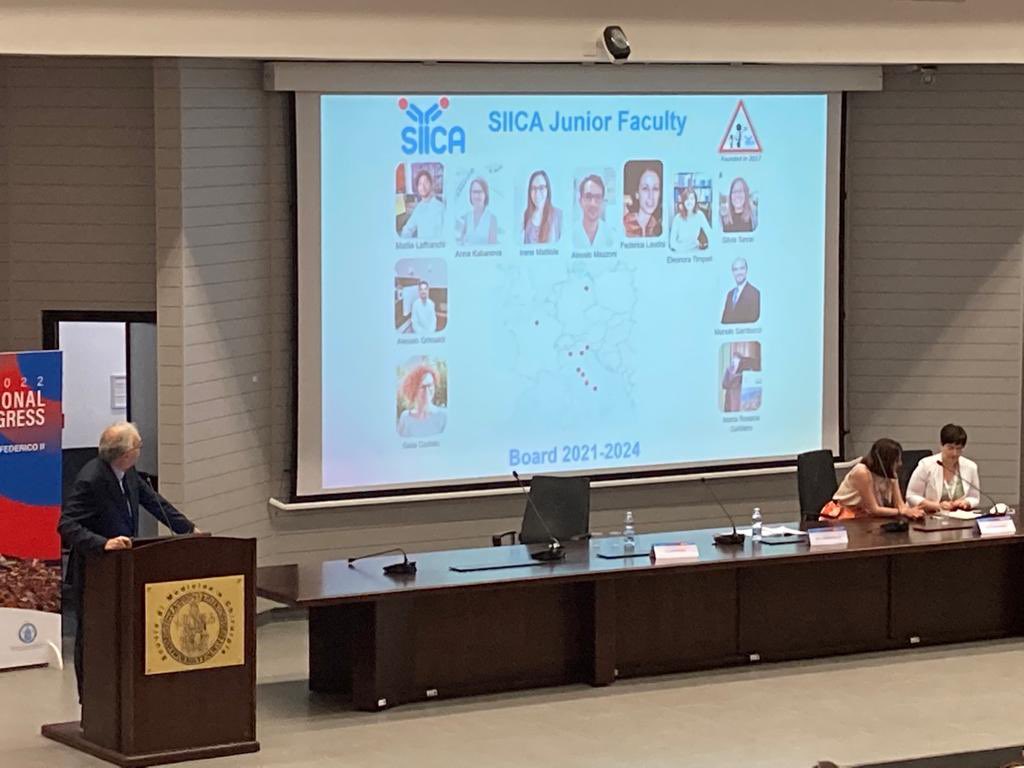 SiicaI's tweet photo. The Opening Ceremony officially starts the #SIICA2022 National #Congress in #Naples
@SiicaI @EFIS_Immunology 
#immunology #science https://t.co/pwlVgqytp0