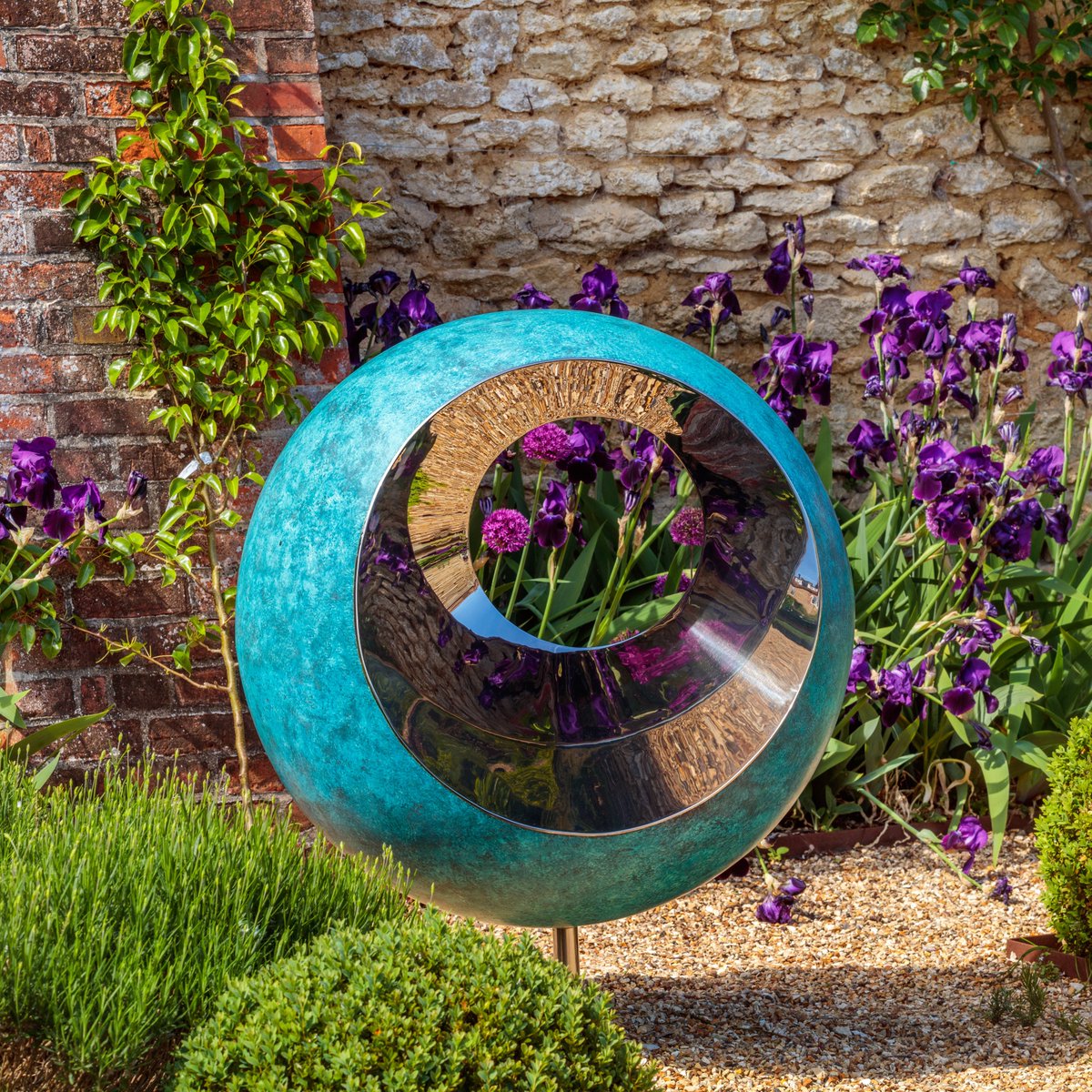 Little Red Rooster tweet media