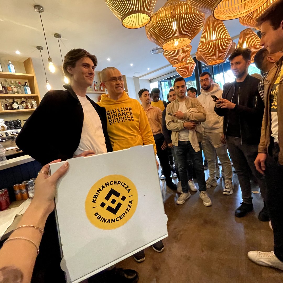 binance's tweet photo. As part of our #Bitcoin Pizza Day celebration, we also opened a pop-up #BinancePizza store in Paris after Cannes!

The community was able to meet @cz_binance too. Thank you to everyone who visited us! Till' next time 🍕 https://t.co/sQoIcpSqf8