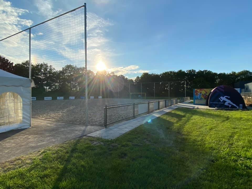 Dit jaar worden de Eredivisie Beach Soccer wedstrijden gespeeld op de bestaande Beach Soccer locaties in Nederland 💪🏼

De eerste locatie die we met jullie delen is de prachtige accommodatie van <a href="/bs_zeeland/">Beach Soccer Zeeland</a> in Terneuzen 🏝

#beachsoccer #nederland #eredivisie