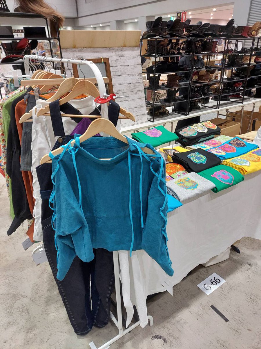 higaxitoki's tweet photo. デザフェス、ありがとうございました！お越しいただいた方、ご購入いただいた方、リピートいただいた方。今回もとても楽しい時間でした！次回も参戦するつもりです。またお会いできるのを楽しみにしてます！ https://t.co/ukOH5FQxms