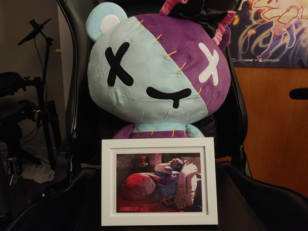 Sabre_Magnus's tweet photo. Udin has arrived!!!
So much bigger than I thought It'd be. #Kureiji_Ollie https://t.co/9gmXvUGCEZ