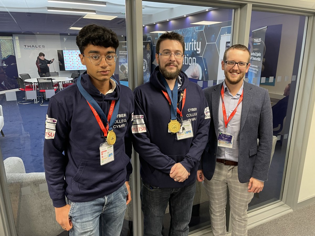 Coleg Penybont | Bridgend College tweet media