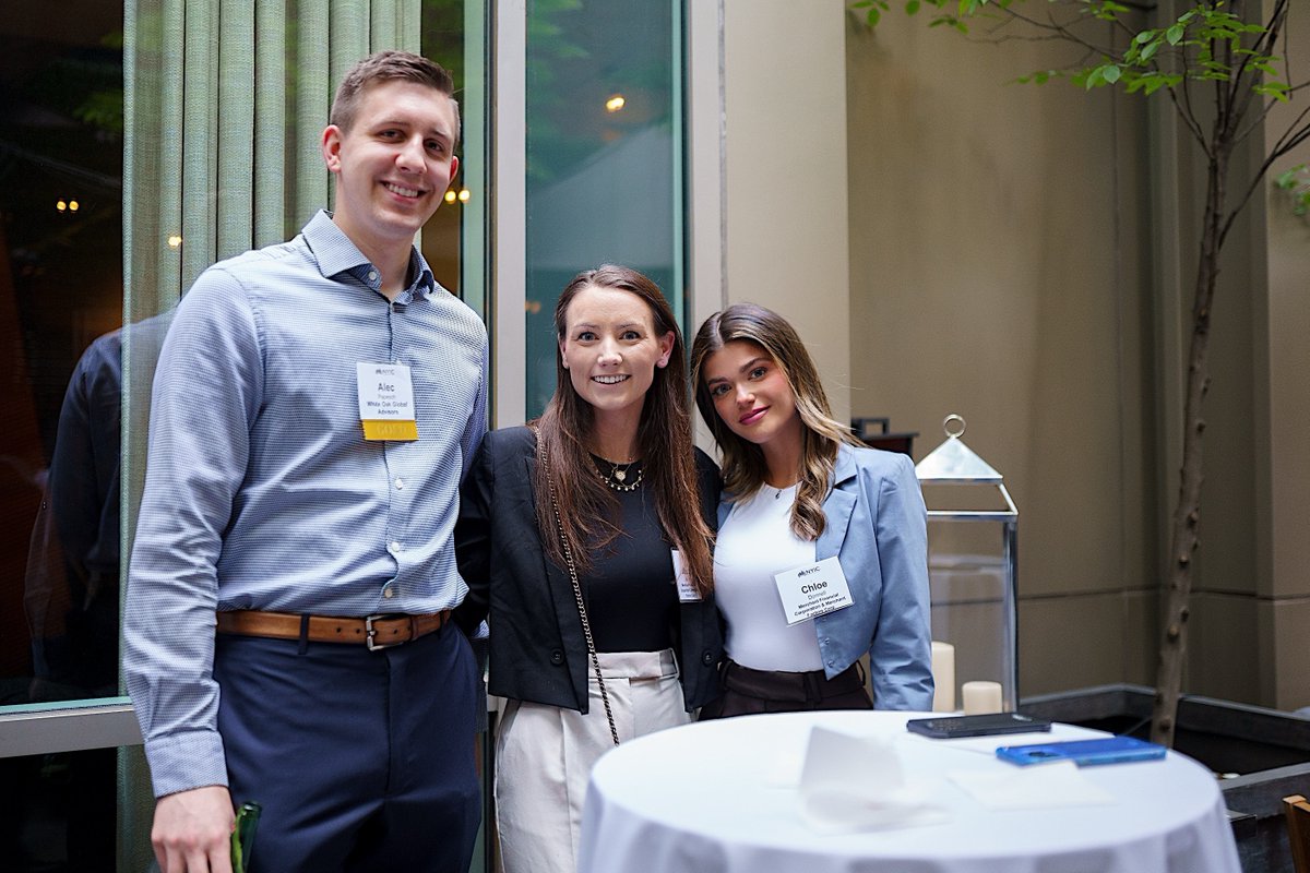 merchantfactors's tweet photo. Moments from the Future Leaders Cocktail Reception. Thank you to the New York Institute of Credit and event sponsors for having us! @NYICredit
#MerchantFinancial #NYIC #ProfessionalNetworking #FutureLeaders #NewYorkCity #FinanceIndustry #NYC #Events #MFG https://t.co/KgQjbYZffW