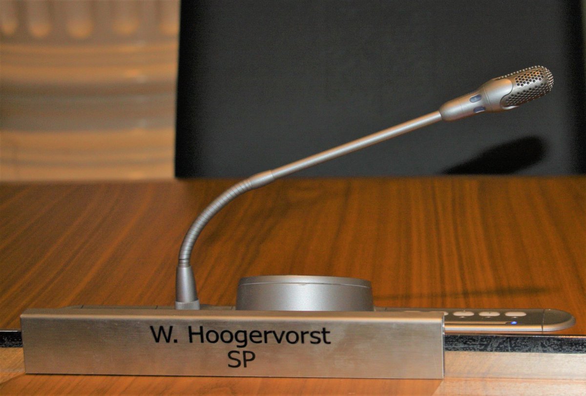 SPNoordHolland's tweet photo. Coalitie NH blokkeert #rederendum over #Omgevingsverordening, vanwege 'spoedeisendheid' als het gaat om plaatsen #windturbines.
"Maar waar is die 'spoedeisendheid' als het gaat om het aanpakken #Schiphol en #Tata?", aldus @HoogervorstWim
#PSNH https://t.co/vhhLfV4vRY