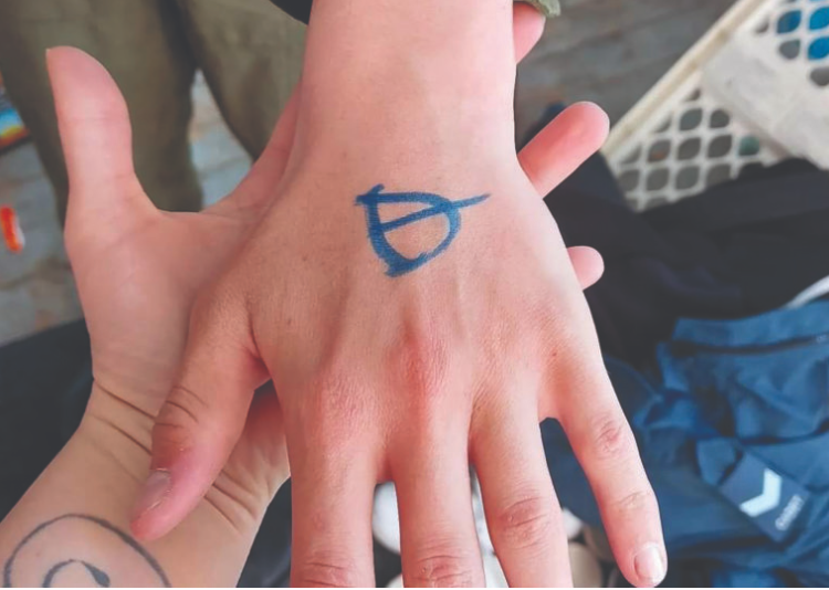 haldimandpress's tweet image. Some parents of local cadets are up-in-arms following an incident that took place on a recent cadet trip to a London airport, during which unvaccinated cadets were seperated from their peers and marked.  Click the link below for more details.

haldimandpress.com/local-parents-…