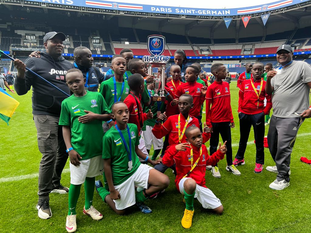 psgacademyrw's tweet photo. CHAMPIONS OF PSG ACADEMY WORLD CUP 2022 U13 BOYS 💪
@Rwanda_Sports 
@FERWAFA 
@RDBrwanda 
@visitrwanda_now 
@HuyeDistrict 
@RwandaSouth https://t.co/Ad0zwChGwb