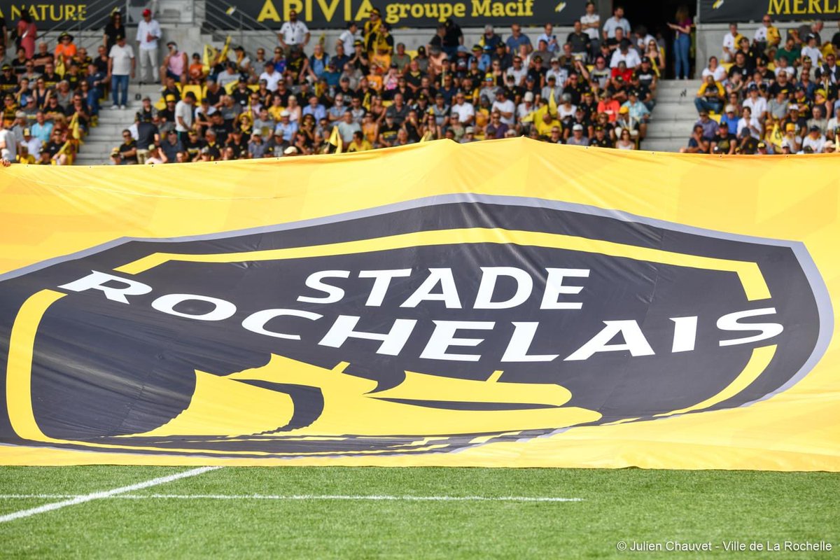 JFFountaine's tweet photo. #championscup #LaRochelle 💛🖤
Les Rochelais sont appelés à venir profiter de leurs bars et restaurants qui auront l’autorisation de retransmettre le match.
En cas de victoire, des festivités sont prévues avec @staderochelais 
Samedi, tous en Jaune et Noir ! #FiersduSR https://t.co/V2rGHbQdGl