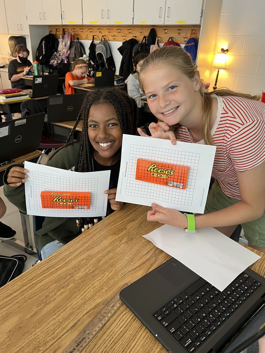 End of year math = yummy fun. Ss are creating scale models of candy wrappers. Day 1 is eating, measuring, doing the math to create an enlarged candy. <a href="/CFESRedBirds6th/">CFESRedBirds6th</a> <a href="/CFESRedBirds/">Cardinal Forest ES</a> <a href="/mrsfmdrake/">Felicia Drake</a>