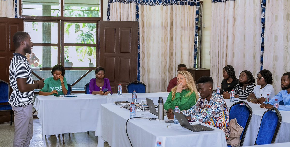 YREGhana's tweet photo. Deputy board leader @TheNoiOmaboe taking us through possible roots to implement the #DeclarAction for #Youth2030 in Ghana. Want to make it part of the #WnR process for the #SDGs with @CSOPlatformSDG https://t.co/DyblL0fw4k