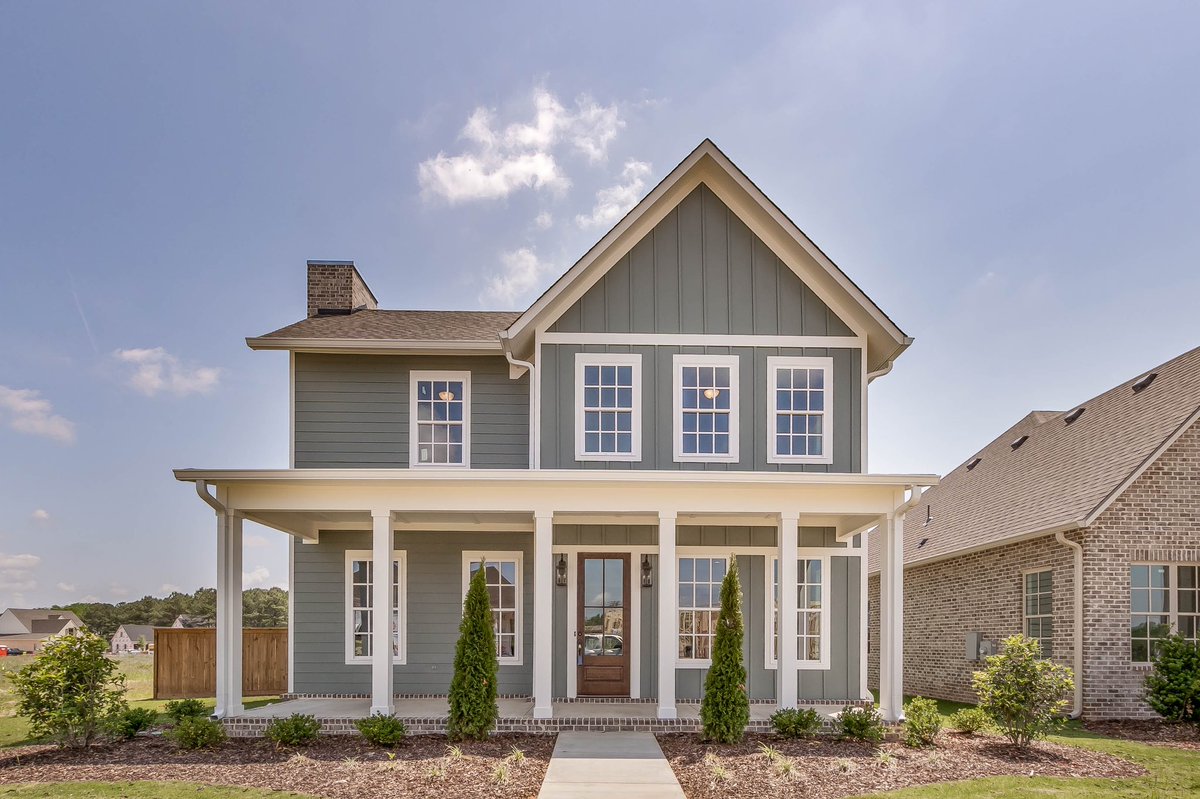 Builders_Group's tweet image. This home in High Grove is • Staged to impress • 😯 &amp;amp; yes, it’s for Sale! 
•
#highgrove #residentialconstruction #homesforsale #forsale #homebuilding #tuscaloosa #homebuilder @corderrealestate