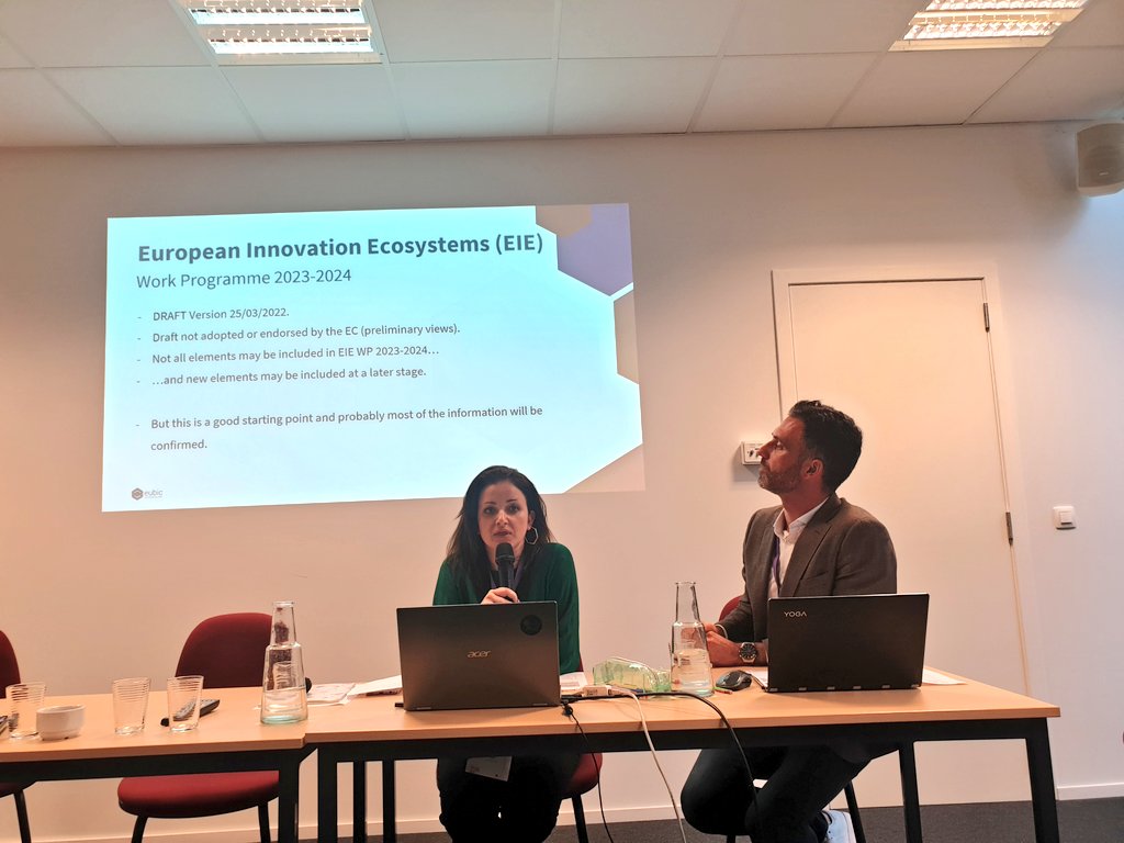 Florian_Sora's tweet photo. Speaking about European Innovation Ecosystems opportunities with @Livia_Mar82 @RubenCarrandi
Scaling companies
Inclusive Innovation Ecosystems
Network connectivity https://t.co/1aotT8aSPc