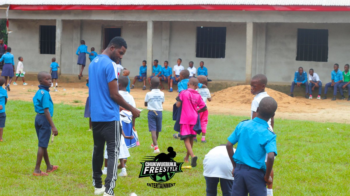 ChukwuebukaFEnt's tweet photo. WEEK 46 #CSFFTP
The Chukwuebuka School Freestyle ⚽ Training Program #CSFFTP22 lead by our founder @ChukwuebukaEZ returned last week 20th May at Excellent int'l College Ikot Ikok, Obot Akara LGA of Akwa Ibom State
#ChukwuebukaFreestyle #ChukwuebukaEzugha #ChukwuebukaAcademy https://t.co/H7IWxR5K4v