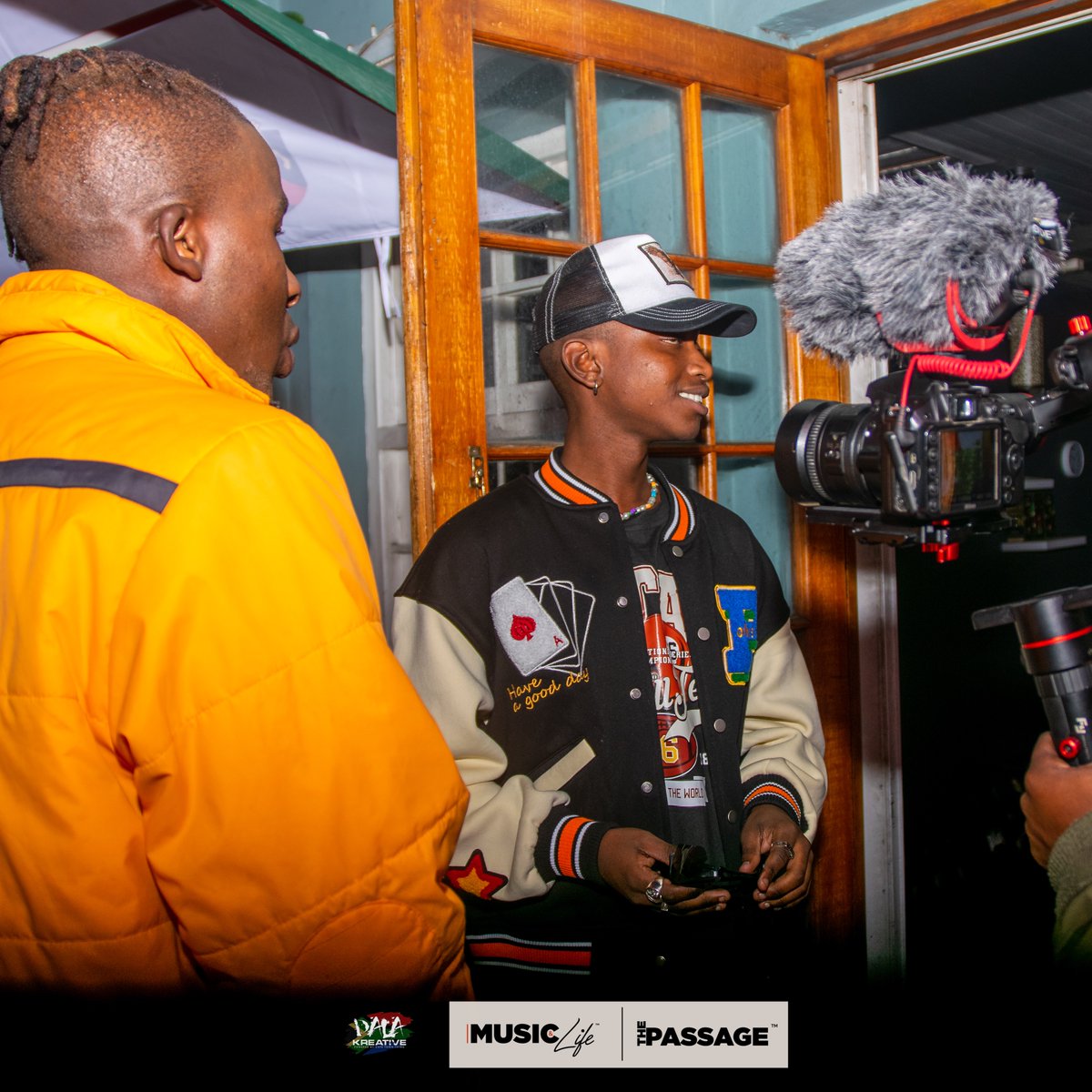 musicandlife_sa's tweet photo. #ThePassage went to @MajorSteez_za Live event this weekend. Our first interview with @4iamHitchat.hitchat  will drop soon.

Hosts: @Speech_Dreamer &amp; @kyumichaelson_  

#ThePassage | #MusicandLife | #DalaKreatives | #CapeTown | #HipHop | #4iam https://t.co/DcVHaLXQbL