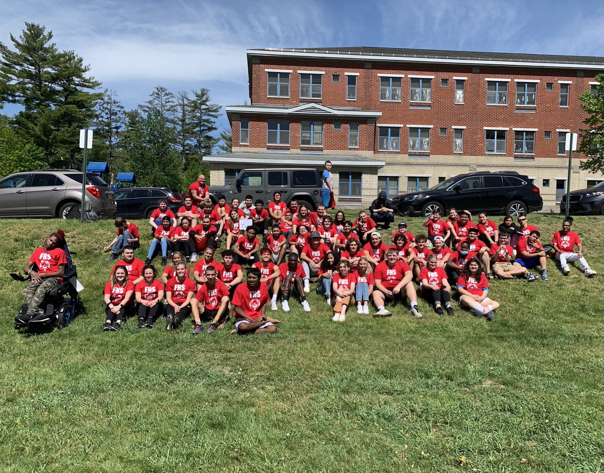 FitchburgPS's tweet photo. What a fantastic day at Fitchburg High School.
Best Buddies/Special Olympics Day. ♥️ @SpOlympicsMA @Principal_FHS @bobjokela  #bestbuddies @ms_searles https://t.co/OzGWgIFQvk