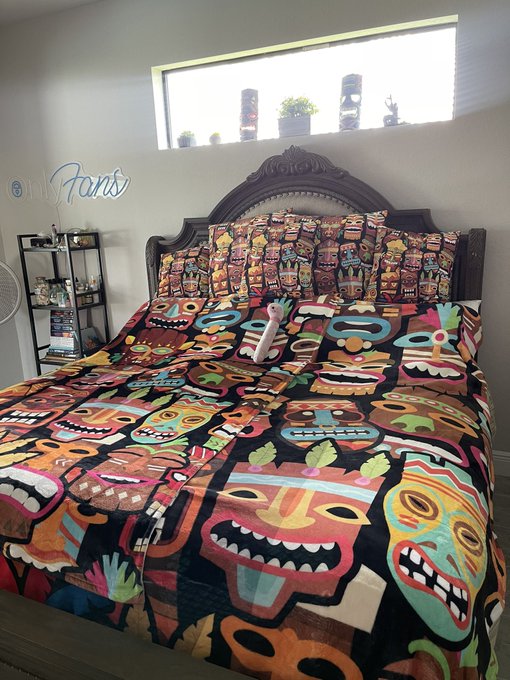 If you don&rsquo;t have a worm on ur bed then wyd https://t.co/4NGsadQcSw<a href="/tag/nsfw"class="tags"><span>#nsfw</span></a><a href="/tag/onlyfans"class="tags"><span>#onlyfans</span></a><a href="/tag/nsfwtwitter"class="tags"><span>#nsfwtwitter</span></a>