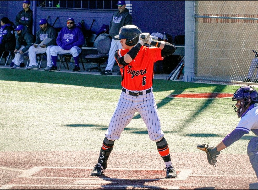 Glad to finish highschool with a strong senior season.#uncommitted

 36 GP
.450 AVG
.558 OBP
49 Hits
10 2B
4 3B
1 HR
27 RBI
31 R
19 BB

@PBR_Uncommitted <a href="/QrRecruiter/">QR RECRUITER</a> <a href="/MikeEwing2/">Mike Ewing</a>

Highlights
youtu.be/6O95SXVvPVI