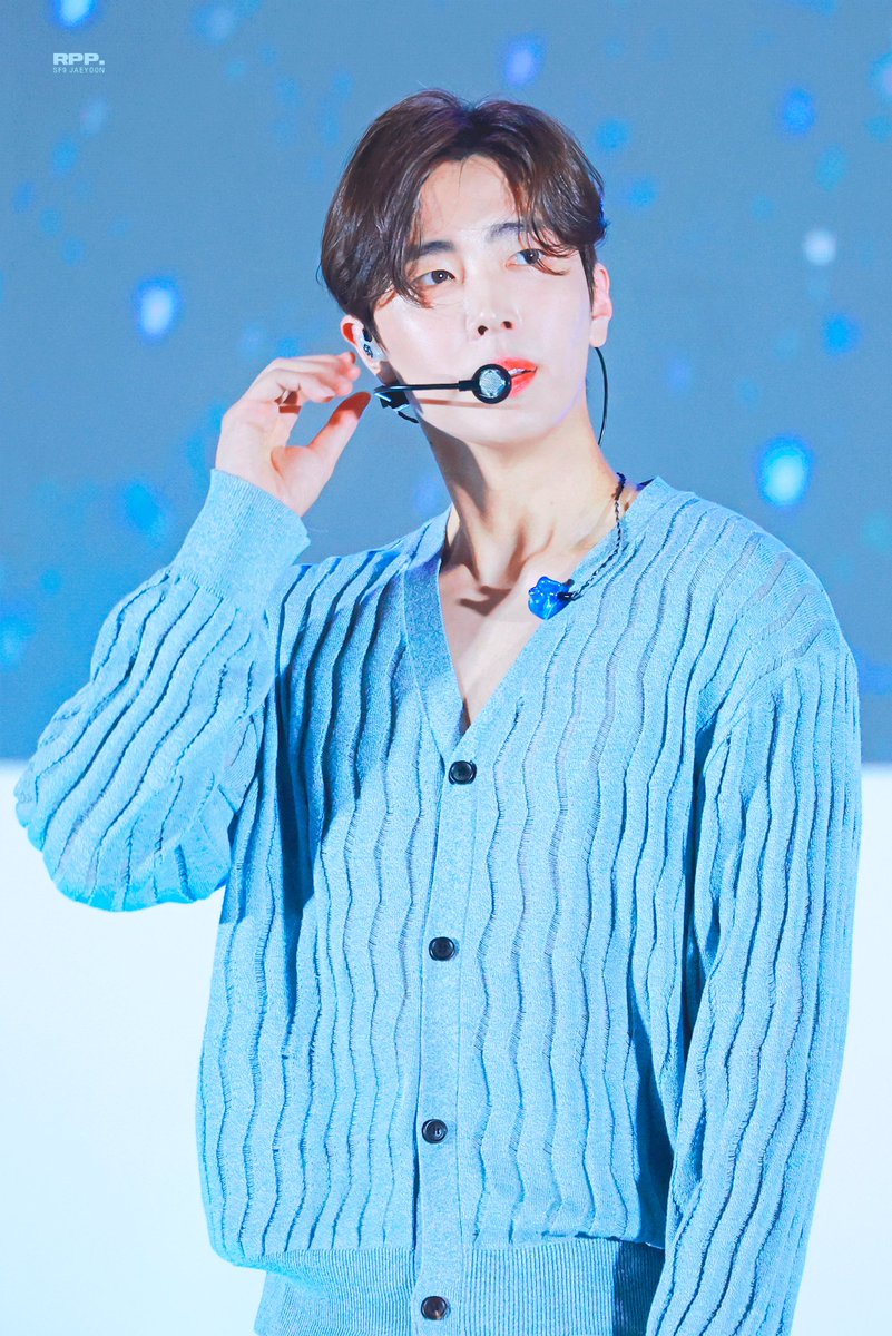 RPP_JY's tweet photo. 220520 순천
#SF9 #재윤 #JAEYOON @SF9official 
파랑재윤 좋아〰️ https://t.co/LGpvgVSsVN