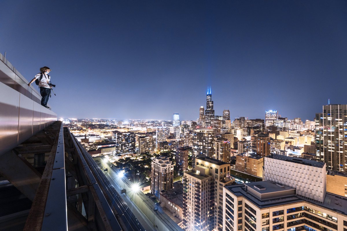 jtvzy's tweet photo. Restless nights running around Chi https://t.co/01BgIxhhiC