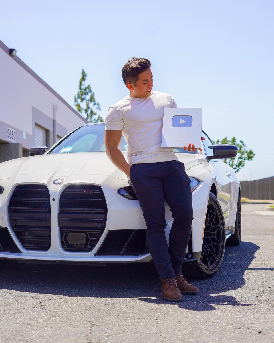 TStingrayGaming's tweet photo. Cool Car huh @YouTubeGaming https://t.co/2WiyPfvAK8