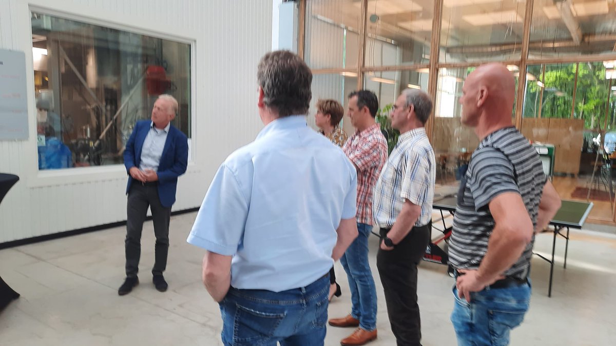 Meldpunt-onwaarheden-joepdohmen.nl vooral ook van belang van mensen die houden van onderzoeksjournalistiek, zoals ik. Maar wacht u voor het mantra van Dohmen dat onderzoeksjournalistiek onder vuur ligt. Onzin. Wel de methode Dohmen! Voorbeelden te over! Ik ben op zoek naar meer voorbeelden
