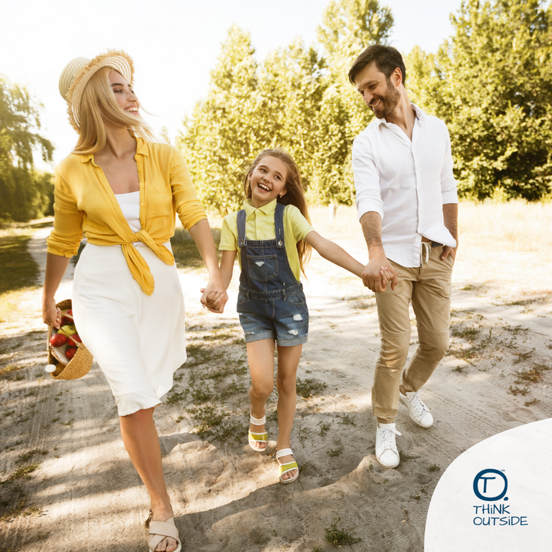ThinkOutsideBxs's tweet photo. 🌻 The taste for being outdoors is usually acquired from the parents. So, if you usually go to many family outdoor activities, it's natural that your child will enjoy that.

#ThinkOutsideBoxes #ActiveKids #NaturePlay #FamilyActivity #OutdoorPlay #ChildDevelopment https://t.co/rJKtXvDxhV