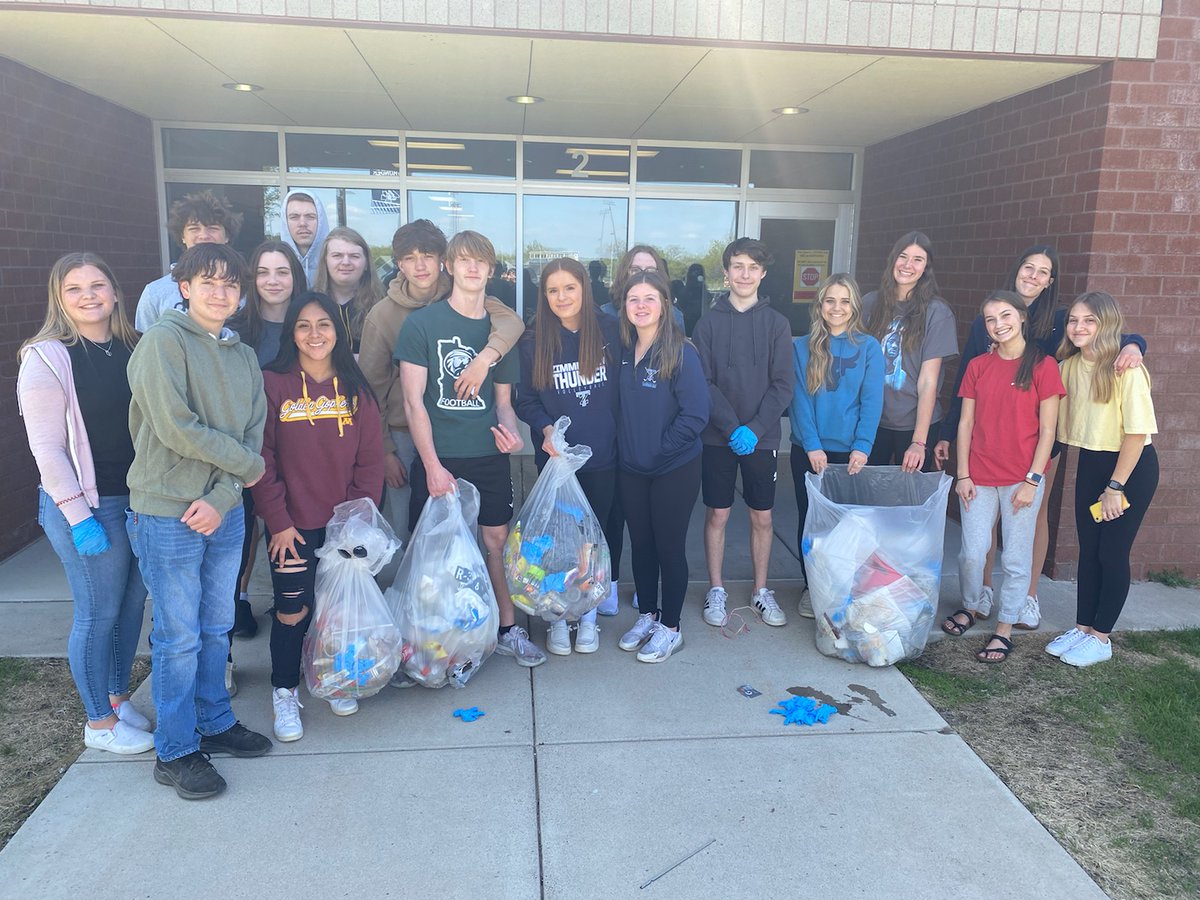 Ms. McAlpine tweet media