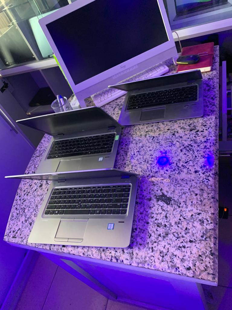 SamsonCLinus's tweet photo. HP elitebook 840 G3
Price 175k
Full laptop Specification
Neatness 99%
Functionality 100%
Intel it
6th gen
500 HDD
8gb Ram
SSD space
14 inch
Keyboard backlight
Free original charger
14 days warranty
Delivery KD and nation wide DM or call 07065699559
#Sam_Tech #gaming #laptop https://t.co/04GvzbX28a